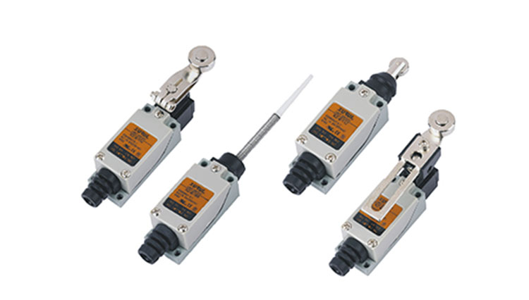 Can limit switch pre‑travel stop a conveyor crash?